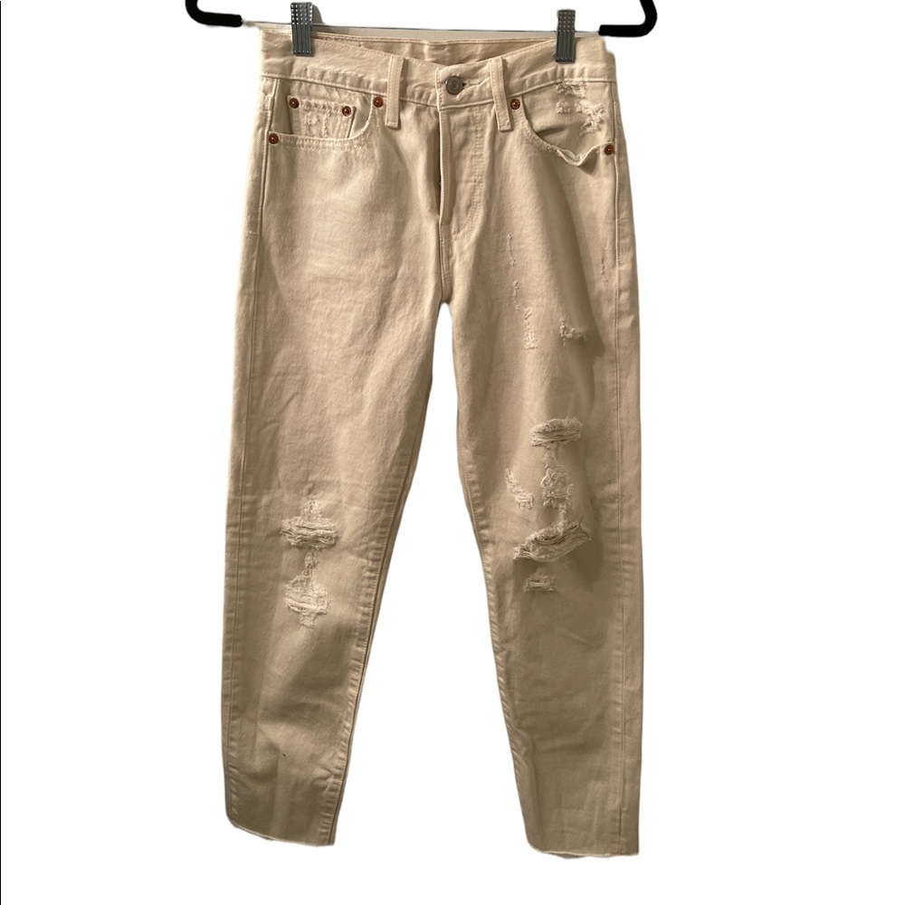 Levi | white ankle ripped jeans | Size 25